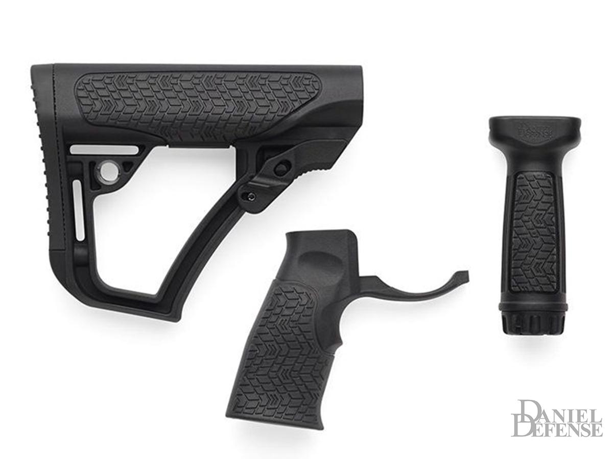 Daniel Defense Collapsible Buttstock, Pistol Grip & Vertical Foregrip Combo (Color: Black)