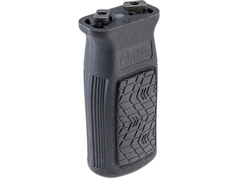 Daniel Defense M-LOK Vertical Foregrip (Color: Black / Basic)