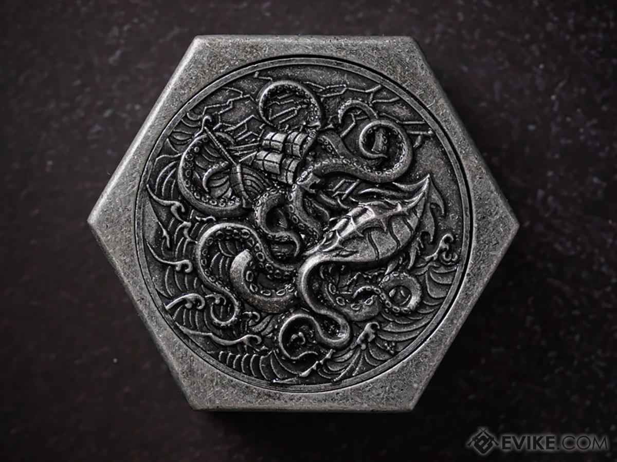 KakapopoTCG Metal Dice Box (Model: Kraken's Nest / Tarnished Black)