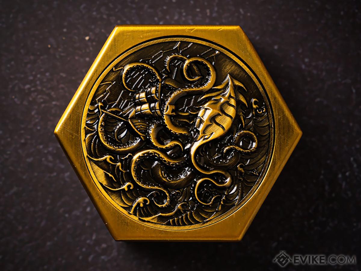 KakapopoTCG Metal Dice Box (Model: Kraken's Nest / Gold)