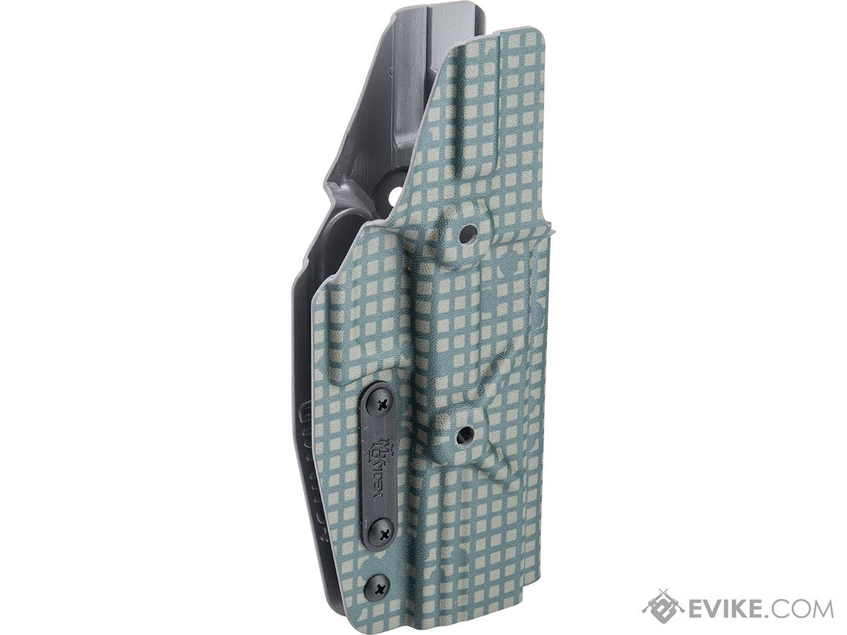 Milwaukee Custom Kydex Alpha Series Kydex Holster for GLOCK Double Stack Pistols (Color: Desert Night Camo / Non-Lightbearing)