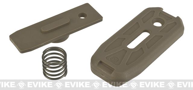 WE-Tech Replacement Magazine Plate for MSK / M4 / M16 Series Airsoft GBB Rifles - Part# 137 / 138 / 139 (Color: Tan)