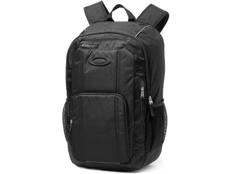 Oakley Enduro 25L 3.0 Backpack (Color: Blackout)